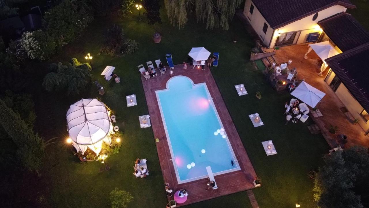 Villa Luxury Pool & Garden 피사 외부 사진